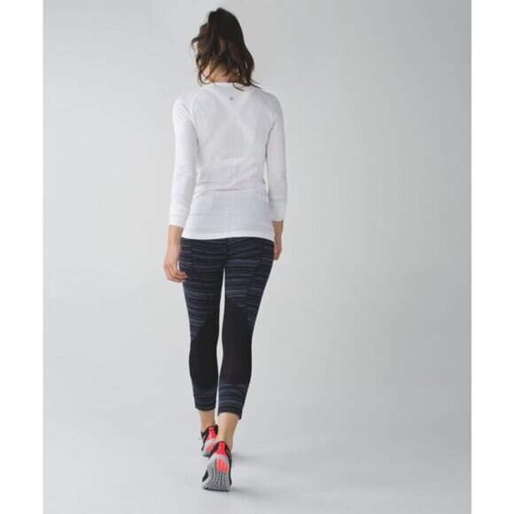 LULULEMON Pace Rival Crop 22" Size 4 Cyber Stripe Naval Blue Black - Picture 5 of 11